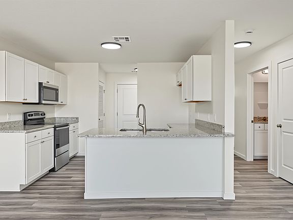 5th image of 1213 Fountain Dr