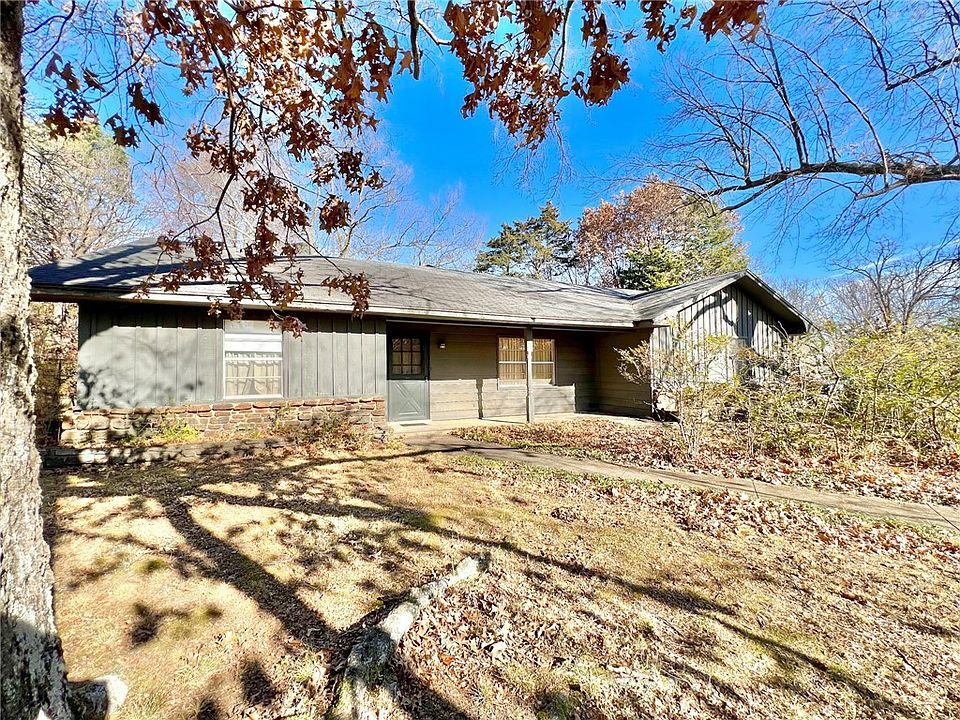 1st image of 740 E Winbaugh Ln
