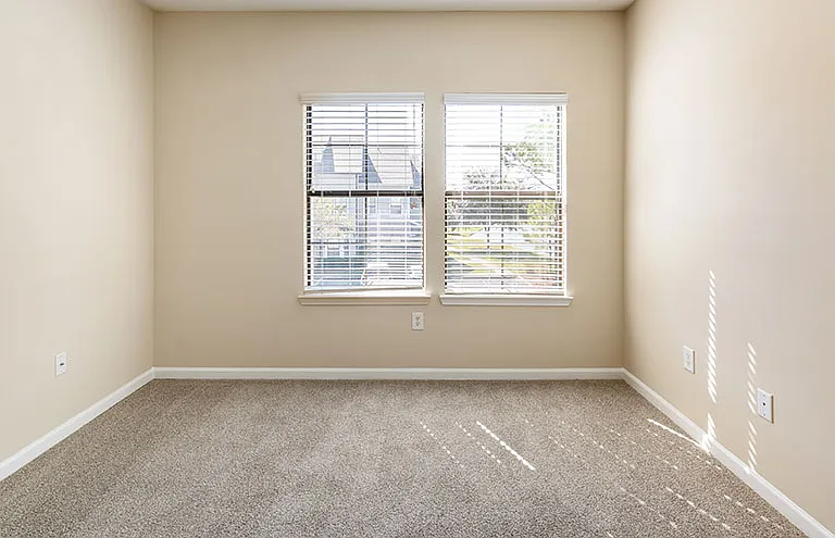 The Arlington at Eastern Shore Centre Apartments — Photo 13