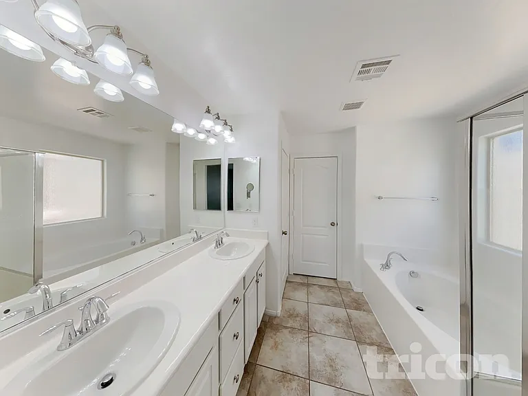 7760 Patina Threads Ct — Photo 8