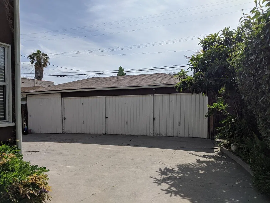 1 bed, 650 sqft, $1,950 — Photo 2
