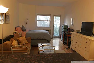 Rented by Bond New York