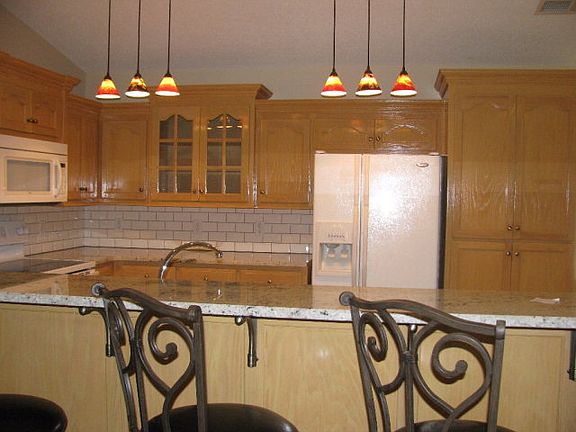 5th image of 142 Charles Towne Dr