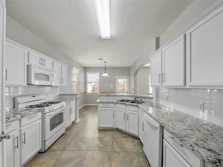 6354 Wilshire Rdg — Photo 9