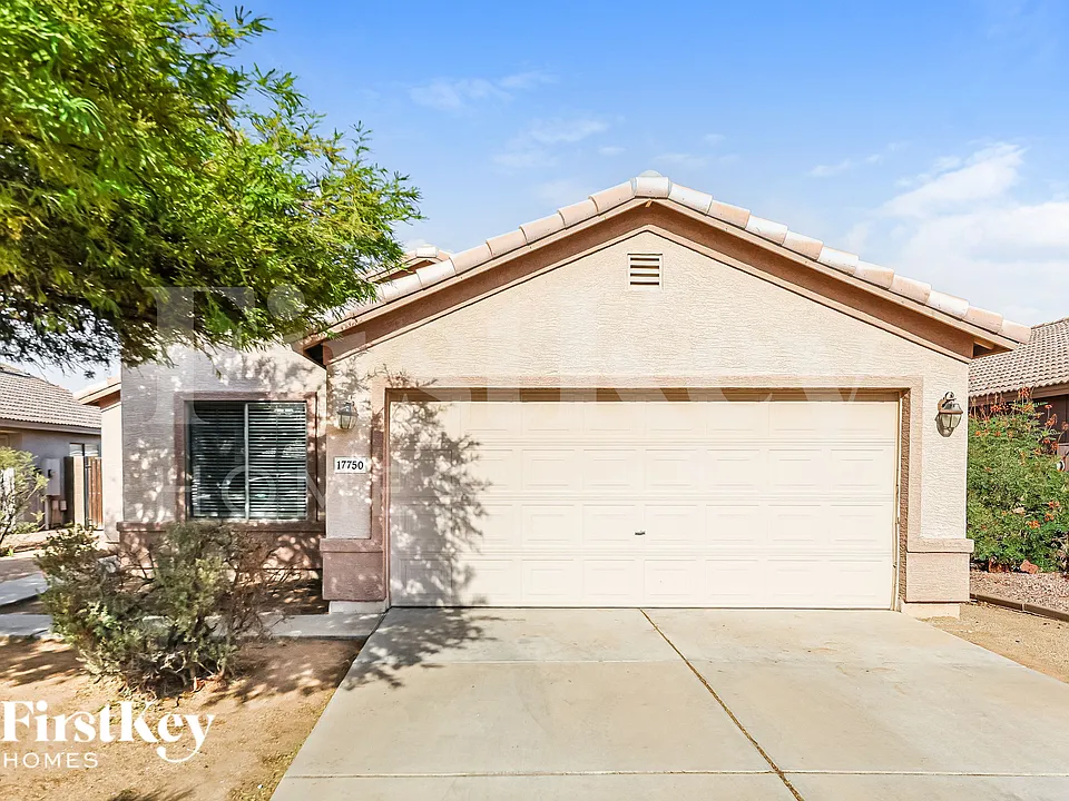 17750 N White Horse Trl