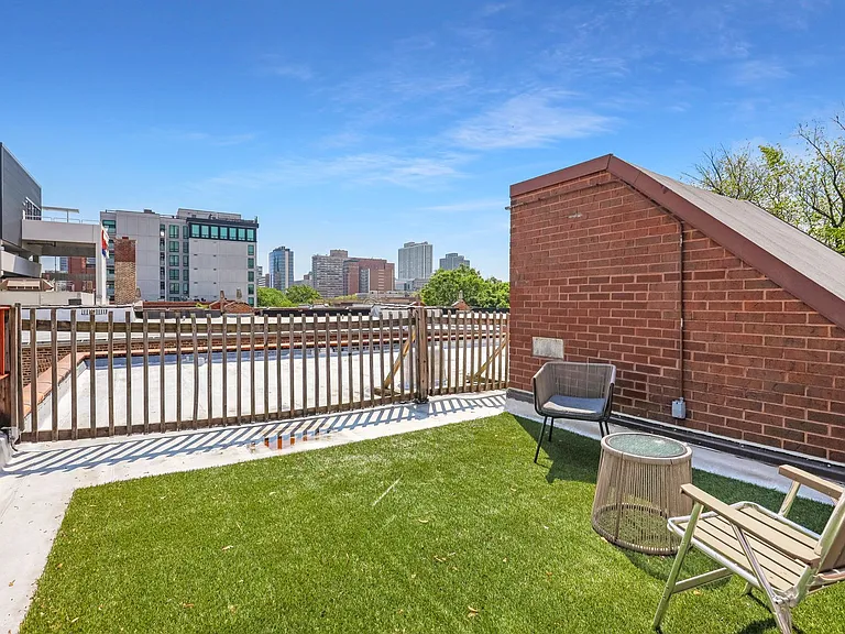 622 W Wellington Ave #8 — Photo 13