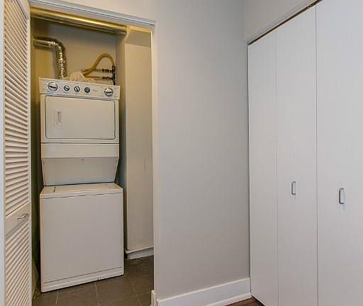 3rd image of 3201 W Leland Ave #1122