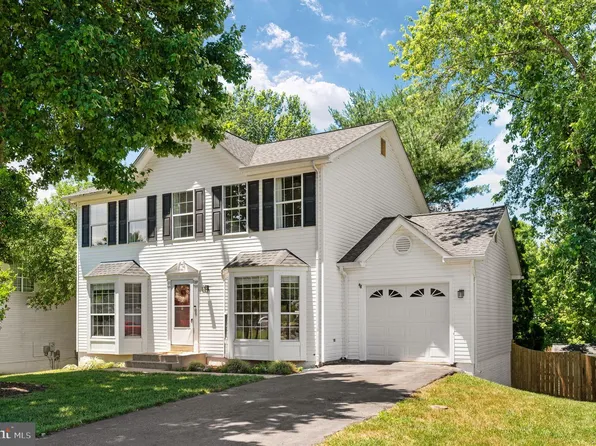 22 Tanterra Dr, Stafford, VA 22556