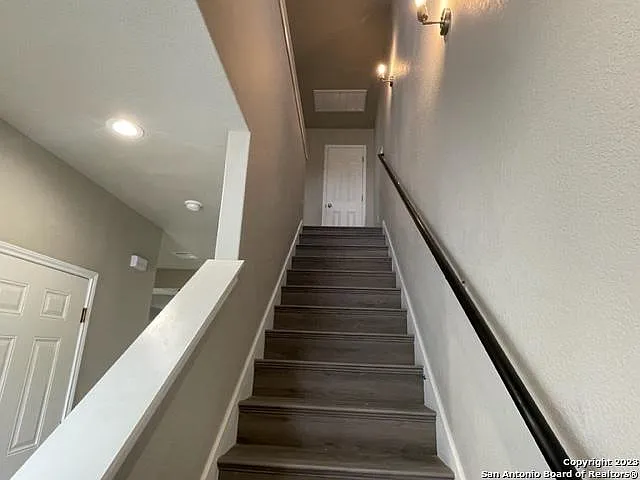 7102 Georgeann Dr #103 — Photo 9