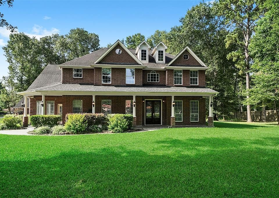 1st image of 19366 Riverwalk Dr