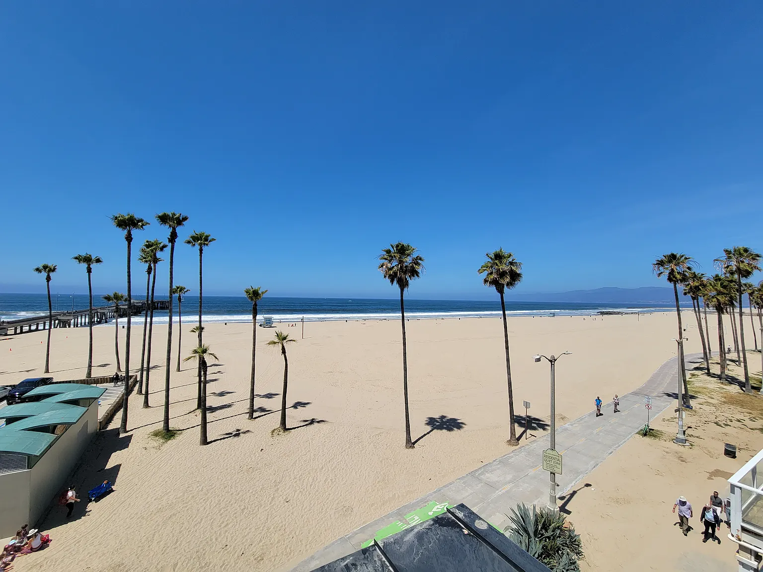 3009 Ocean Front Walk — Photo 2