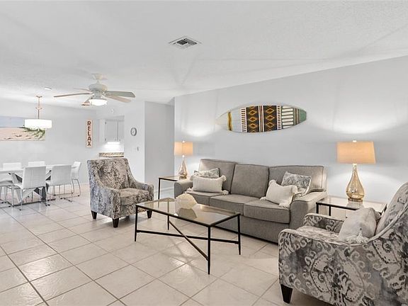 5th image of 136 Harrison RD #1