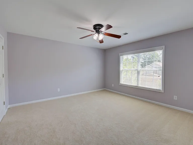 129 Herrick Ct — Photo 24