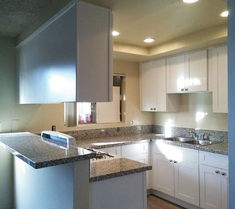 1st image of 12122 Bayport St #4