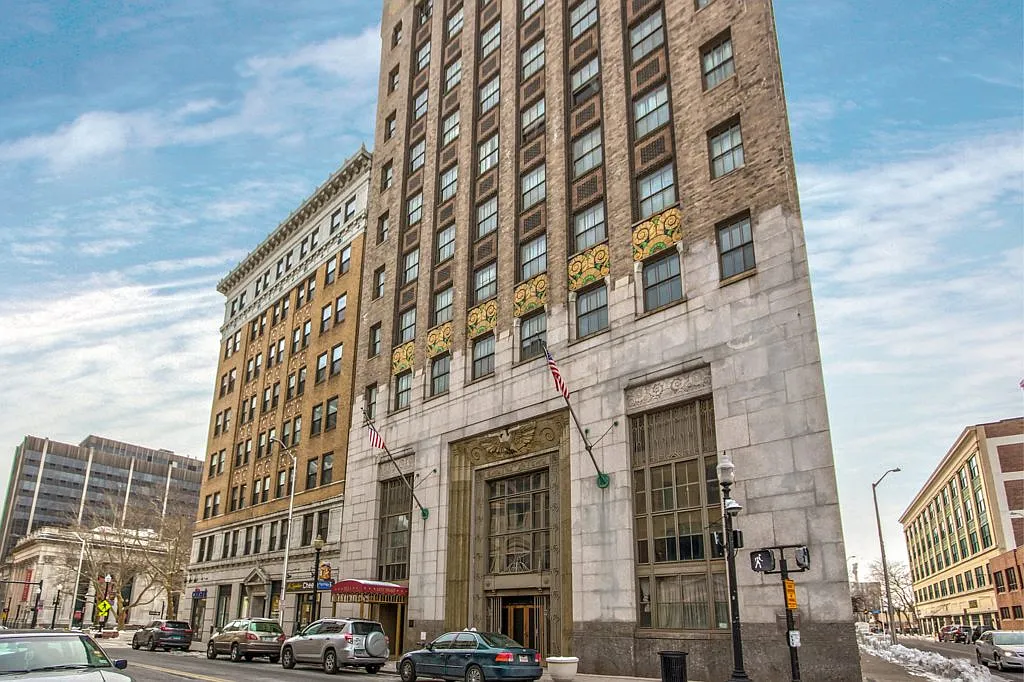 City Trust Apartments- A restored downtown landmark where Bridgeport's history meets elevated liv... — Photo 1
