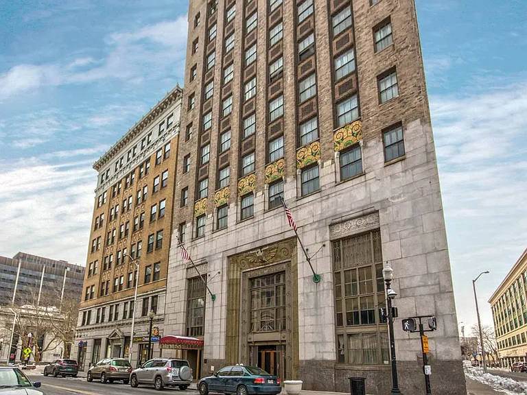 City Trust Apartments- A restored downtown landmark where Bridgeport's history meets elevated liv... — Photo 1