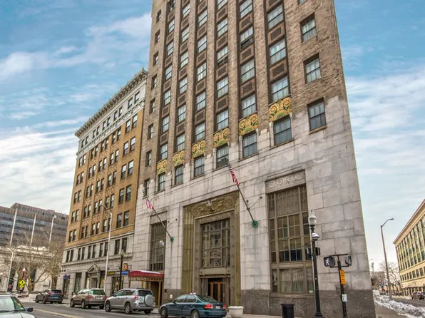 City Trust - Apartments, 955 Main St, Bridgeport, CT 06604