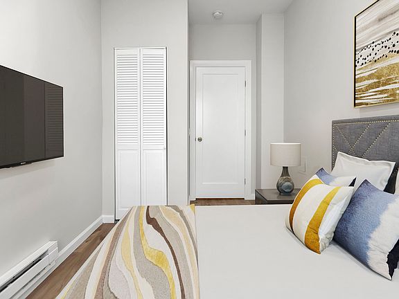 4th image of 1720 Leavenworth St #9