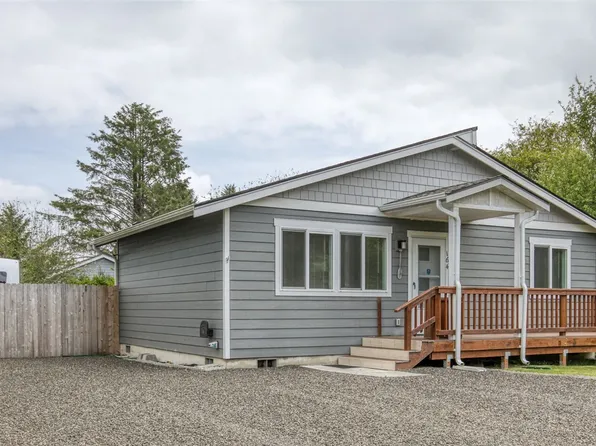 164 N Oar Loop NW, Ocean Shores, WA 98569