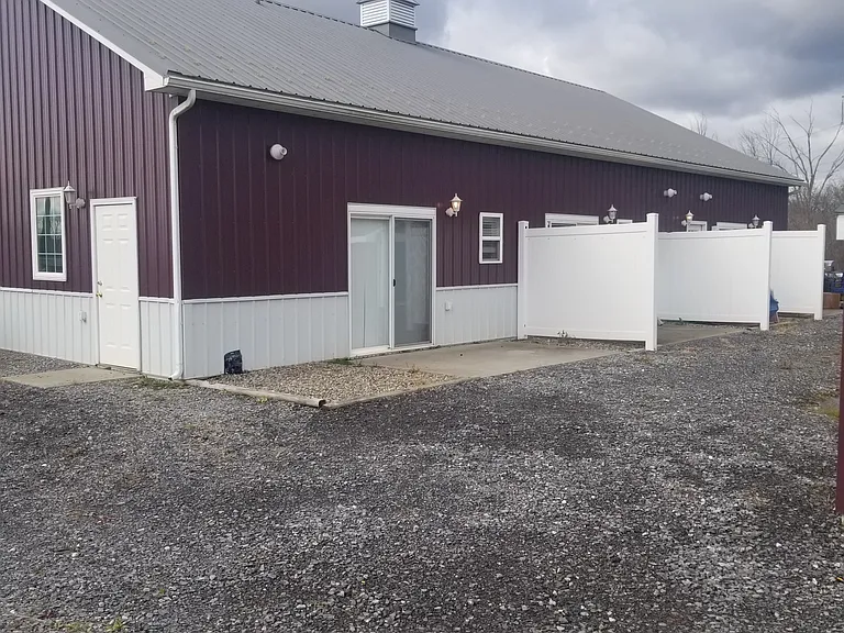 5622 Route 233 — Photo 8