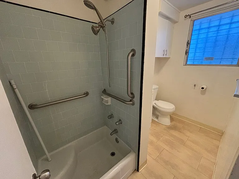 427 Liliha Court Ln — Photo 5