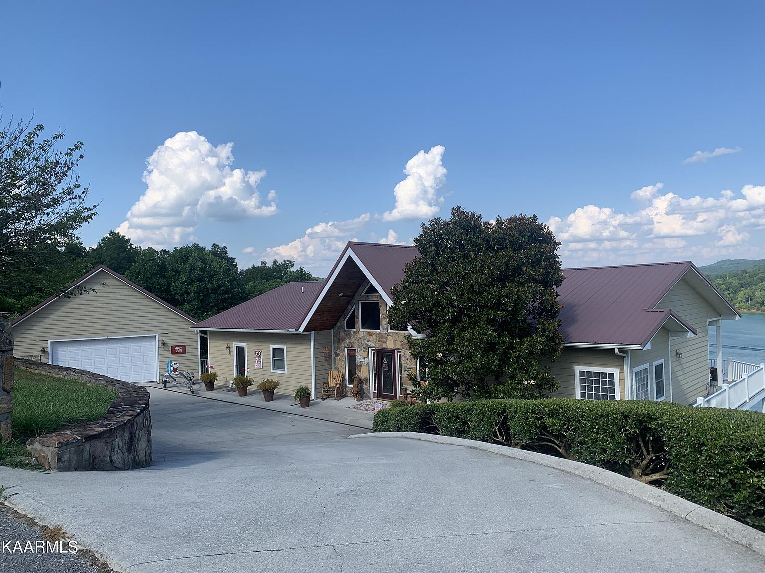 141 Deer Meadow Cir, La Follette, TN 37766 Zillow