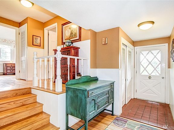 4th image of 3420 52nd St E