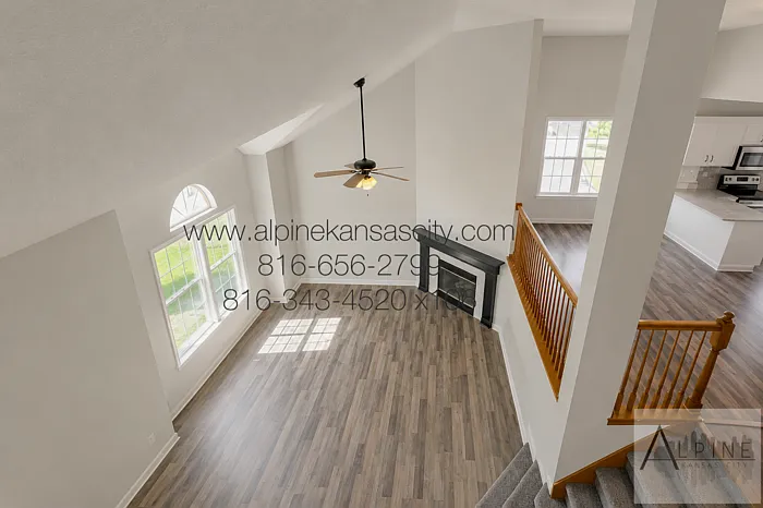 8116 NW 80th St — Photo 2