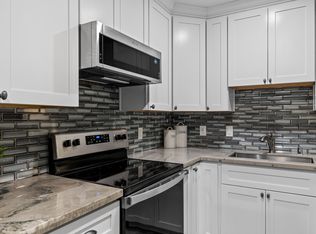 876 San Rafael Ave, Mountain View, CA 94043