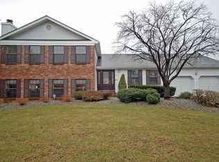 24 Independence Ct, Piscataway, NJ 08854