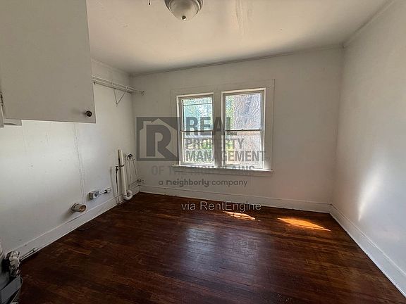 5th image of 4223 SW 14th Ave