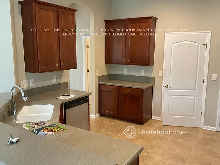11315 Claudine Ct — Photo 3