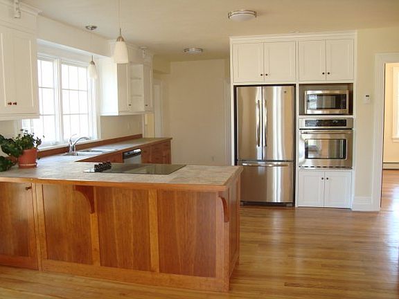 Sparkling Custom Kitchen