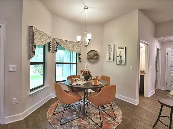 5th image of 41327 Stanton Hall Dr
