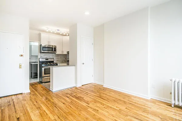 Rented by Triplemint | media 10