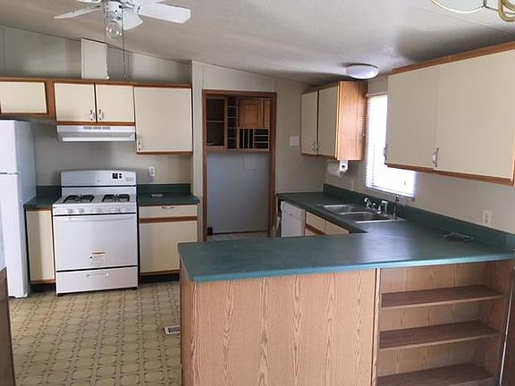 5th image of 460-466 Richardson Dr