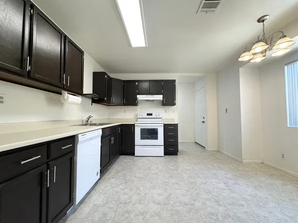 34750 Marcia Rd APT 2, Cathedral City, CA 92234