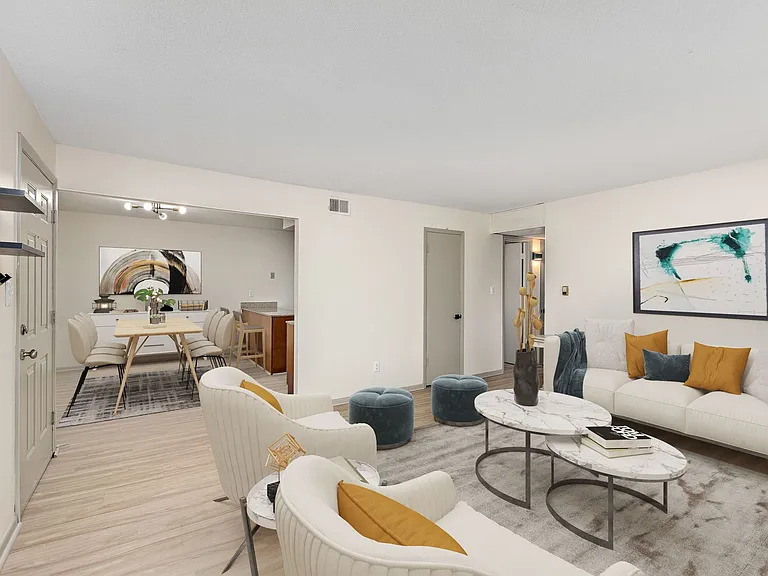 Oval Spring Apartments — Photo 21