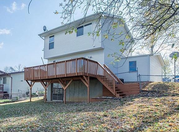 2nd image of 1787 Dandridge Ln