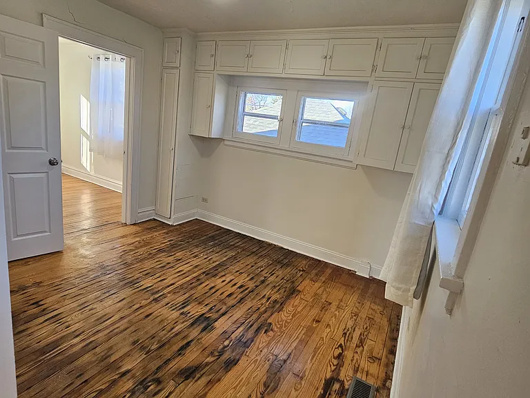 3rd bedroom, 2nd floor