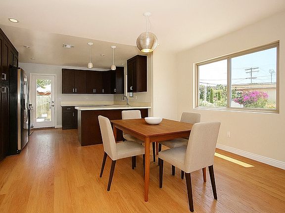 Kitchen and Dinning Area