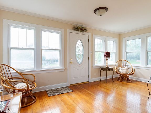2nd image of 8 S Holly Ave