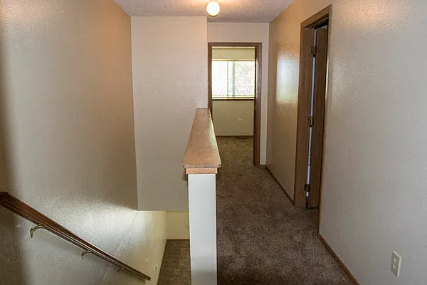 Majestic View Townhomes — Photo 8