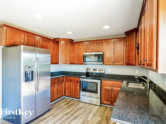4th image of 3717 Windhaven Ct