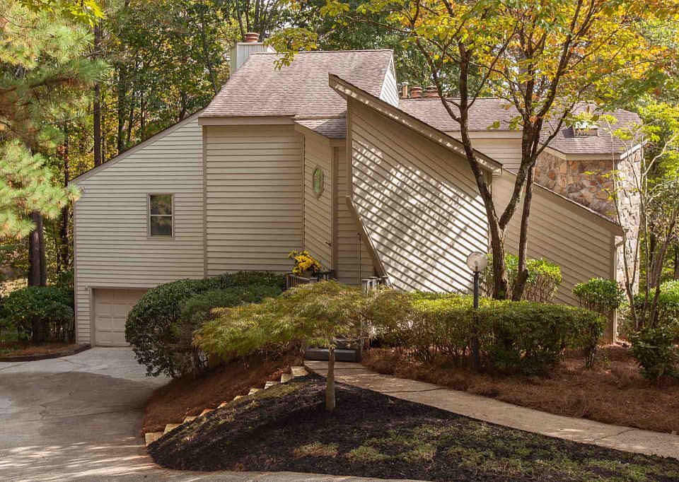 1st image of 115 Dogwood Lake Ct