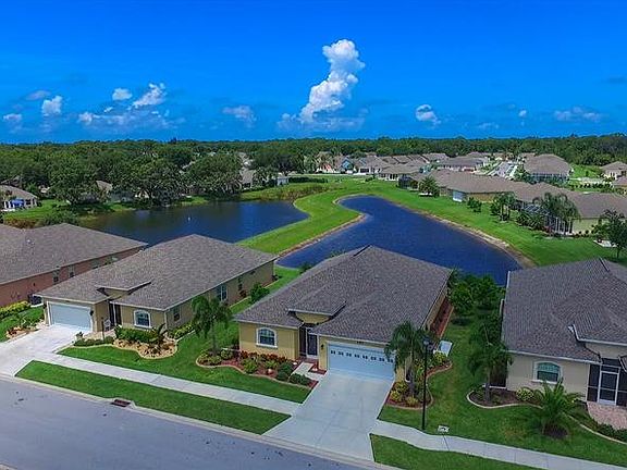 3rd image of 285 Crystal River Dr