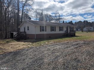 7891 Fredericks Hall Rd, Mineral, VA 23117