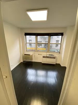 2nd image of 50 Bayard St APT 2P