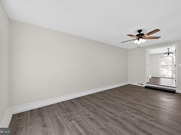 4th image of 207 Whitsons Run