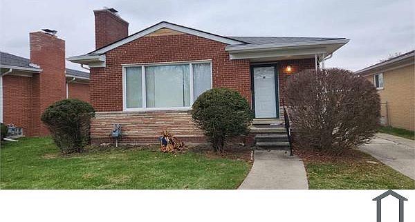 1st image of 19239 Berden St
